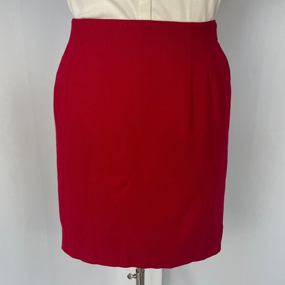 Vintage Mini Skirt Size 18W Red Solid Short Mini Worsted Wool Preppy Minimal 90s - Picture 1 of 11